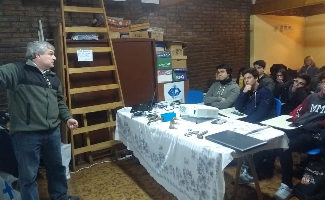 Jornada de capacitación técnica e iniciación profesional para estudiantes